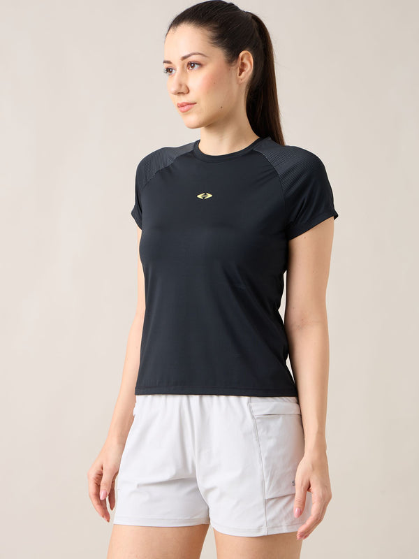 Women Play Core Tee - Black