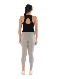 Workout Essential Fitted crop top - Black - 3