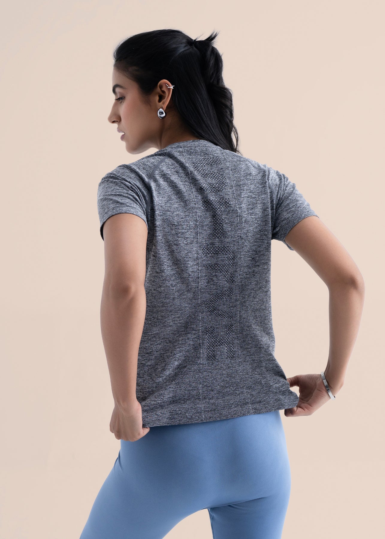 Seamless workout Regular Tee - Dark Grey - 7