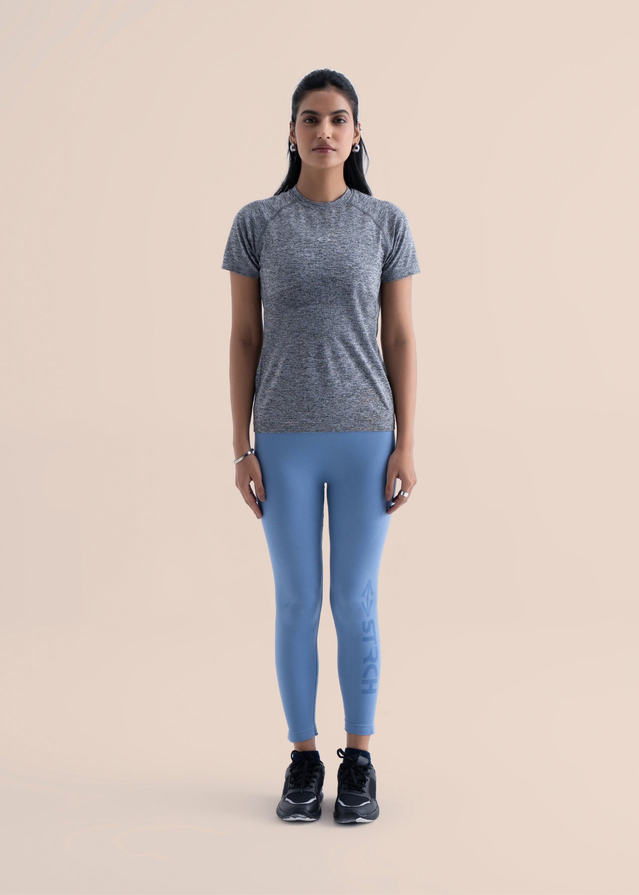 Seamless workout Regular Tee - Dark Grey - 4