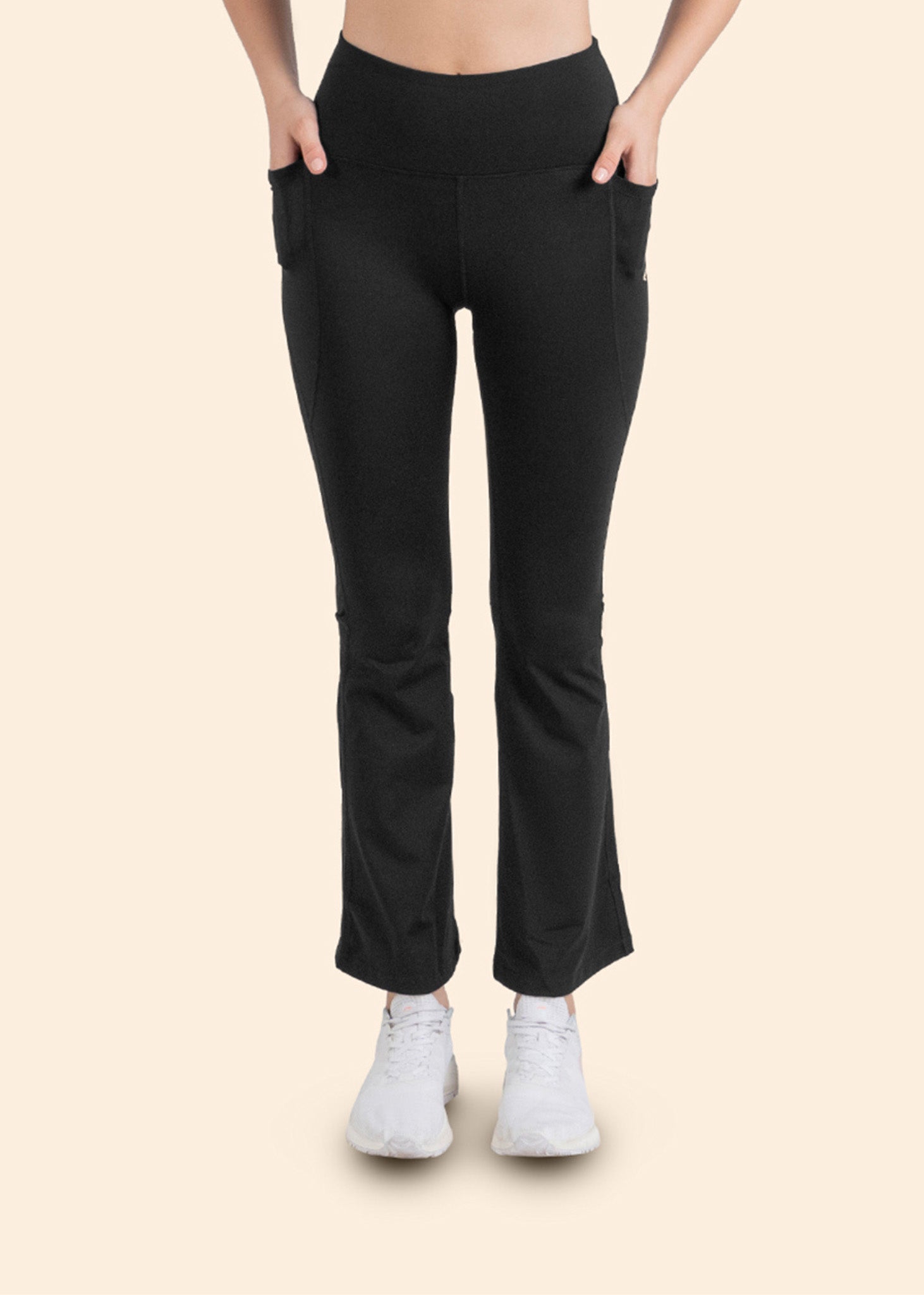 StrchFlex High rise Flare Leggings - Black - 1