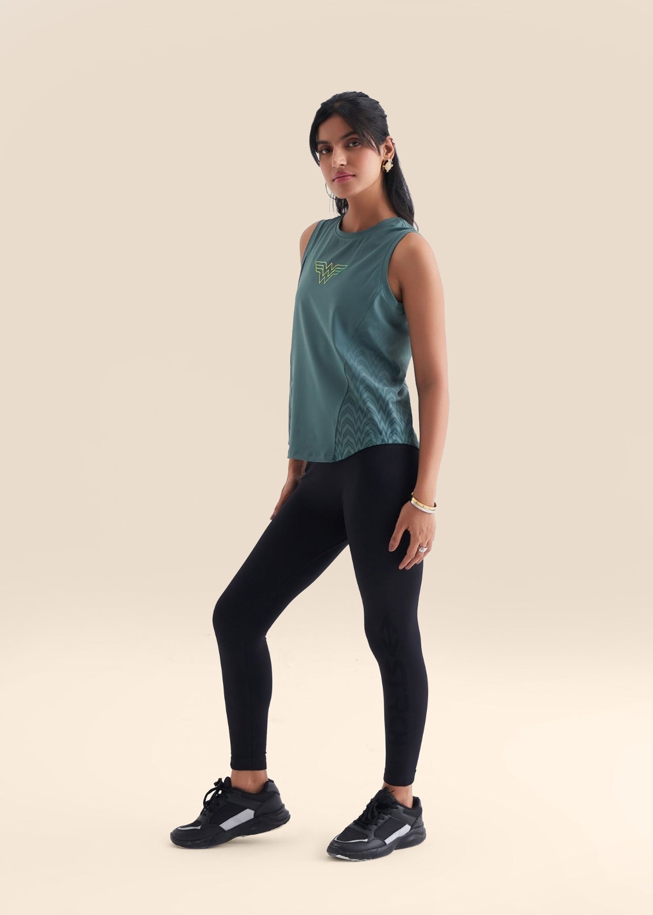 Wonder Women Workout Tank Top - Pine