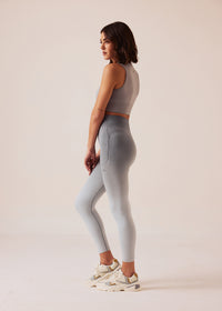 Women Seamless Zip Bra - Ultimate Grey - 5