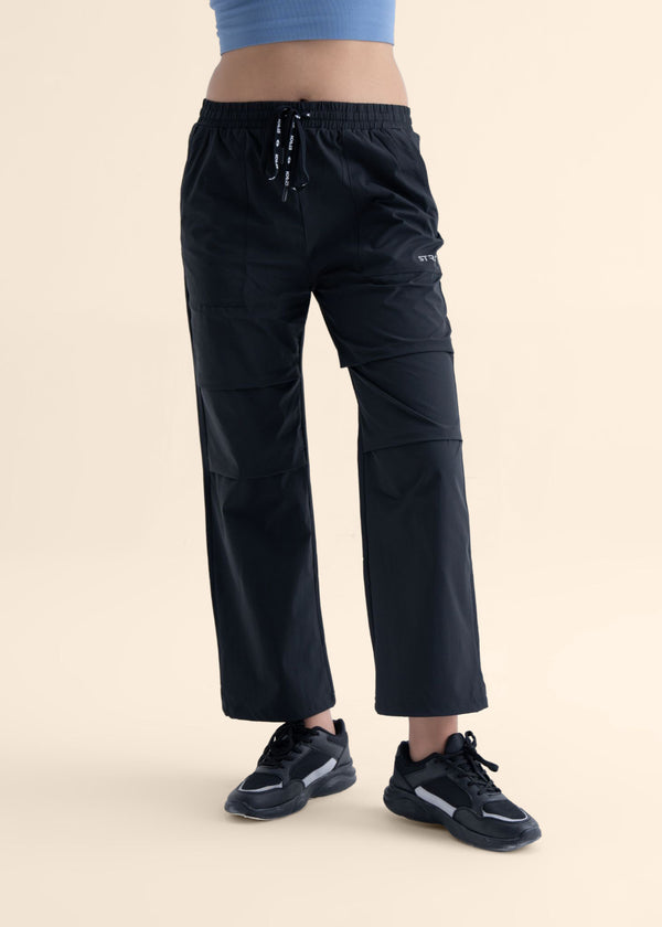 Play core utility Cargo pants - Black - 1