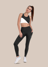 StrchFlex Medium support sports bra - Black - 1