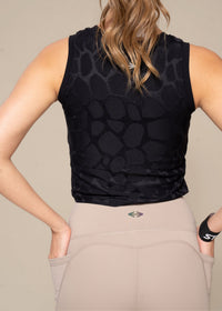 Embossed padded Tank top - Black - 8