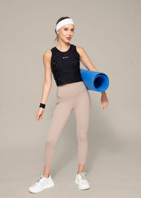 Embossed padded Tank top - Black - 4