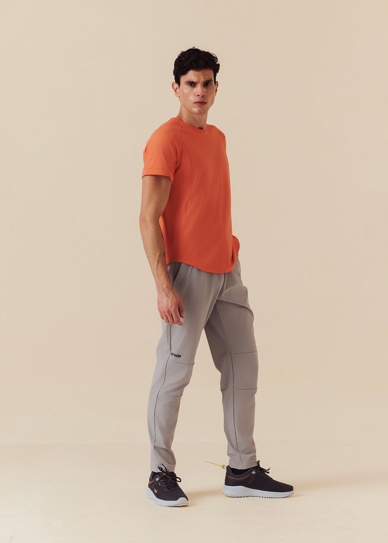 Slim fit Peformance Tee - Coral