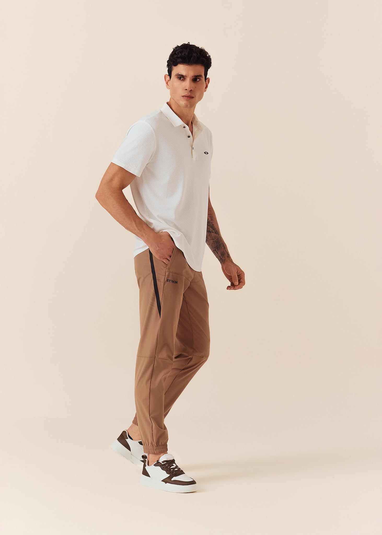 Mens Utility Training Joggers - Dessert Sand - S