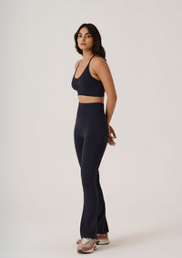 Ultimate Yoga Studio Sports Bra - Black