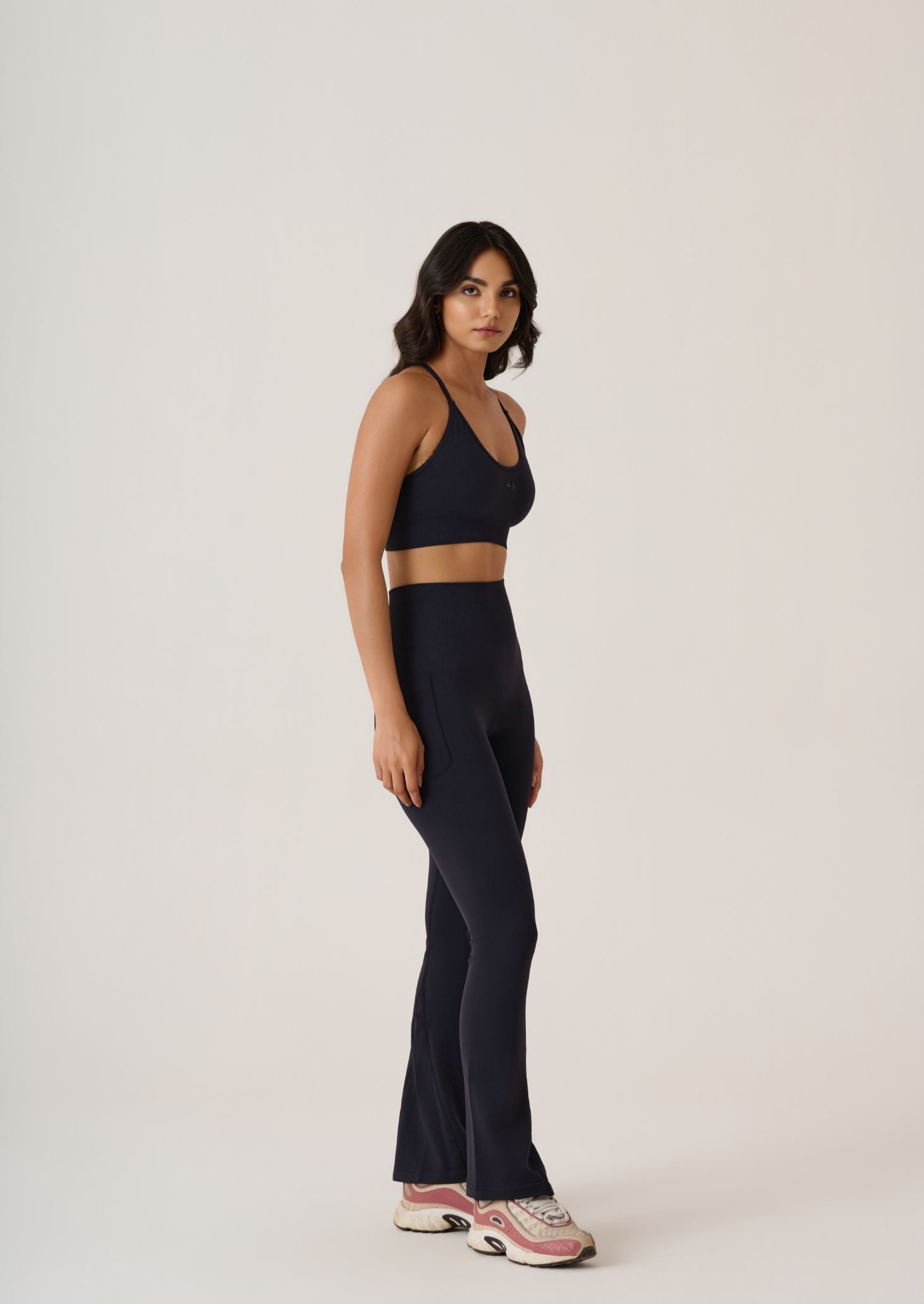 Criss Cross Flare Leggings - Slim Fit - Black