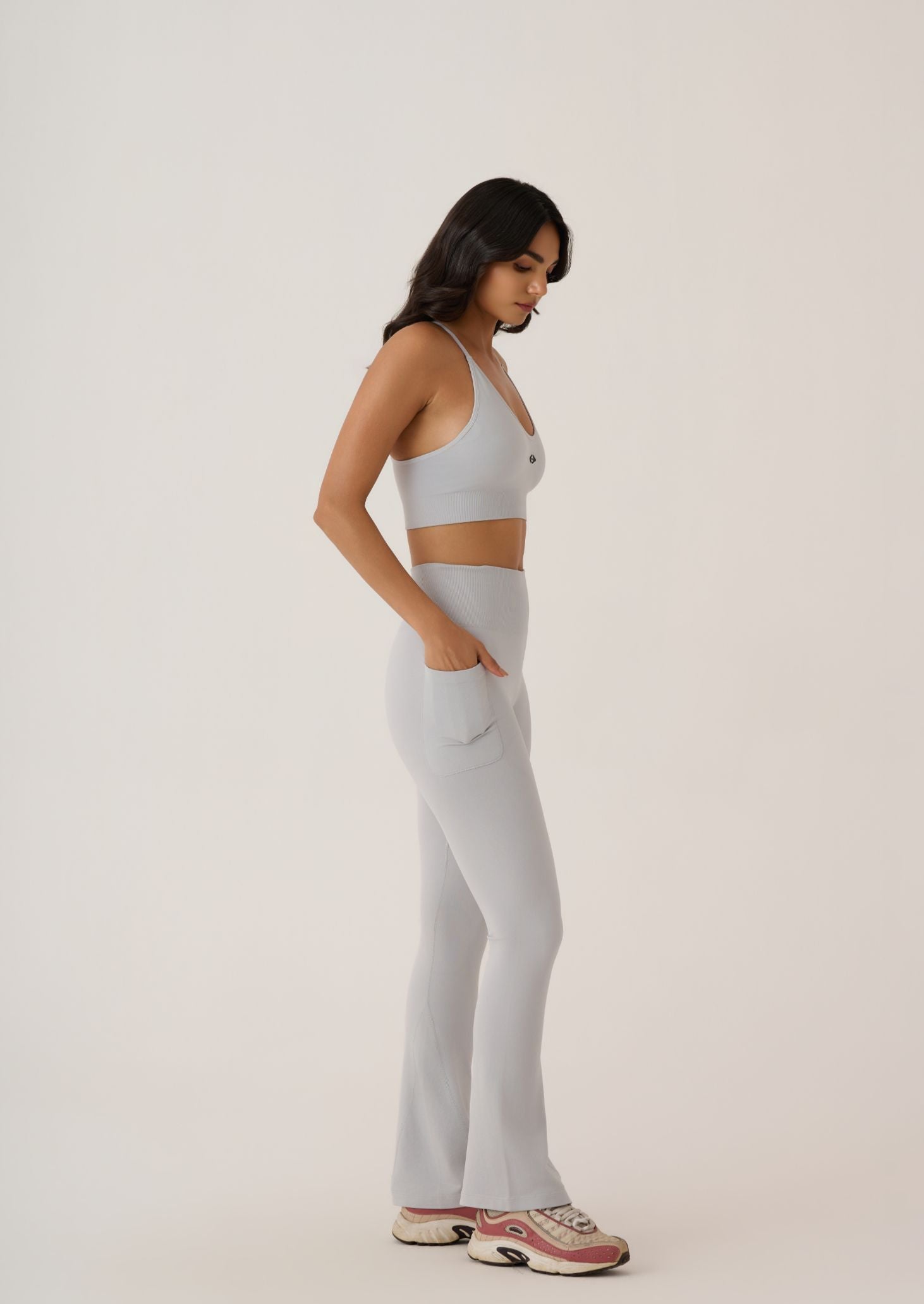 Criss Cross Flare Leggings - Slim Fit - Grey