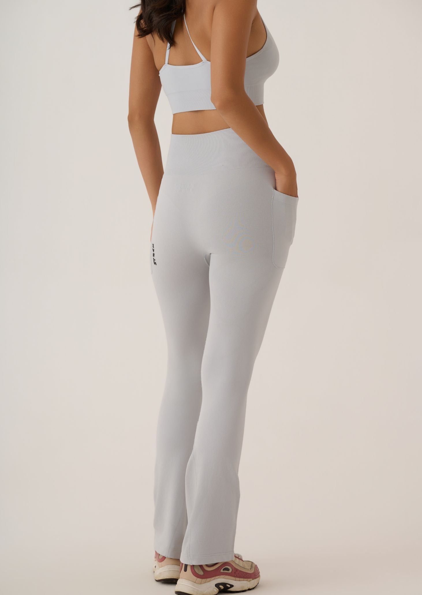 Criss Cross Flare Leggings - Slim Fit - Grey