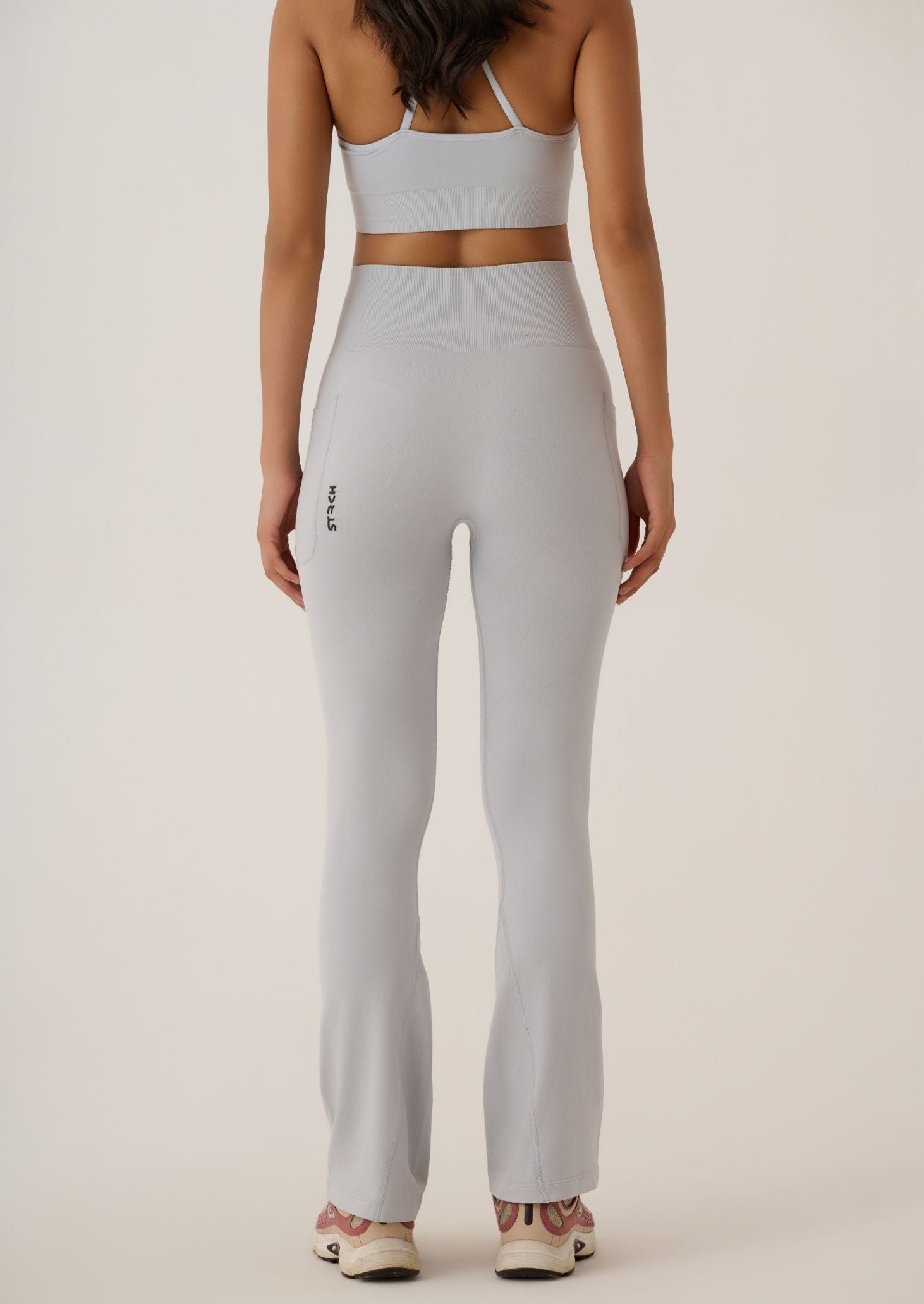 Criss Cross Flare Leggings - Slim Fit - Grey