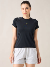 Women Play Core Tee - Black