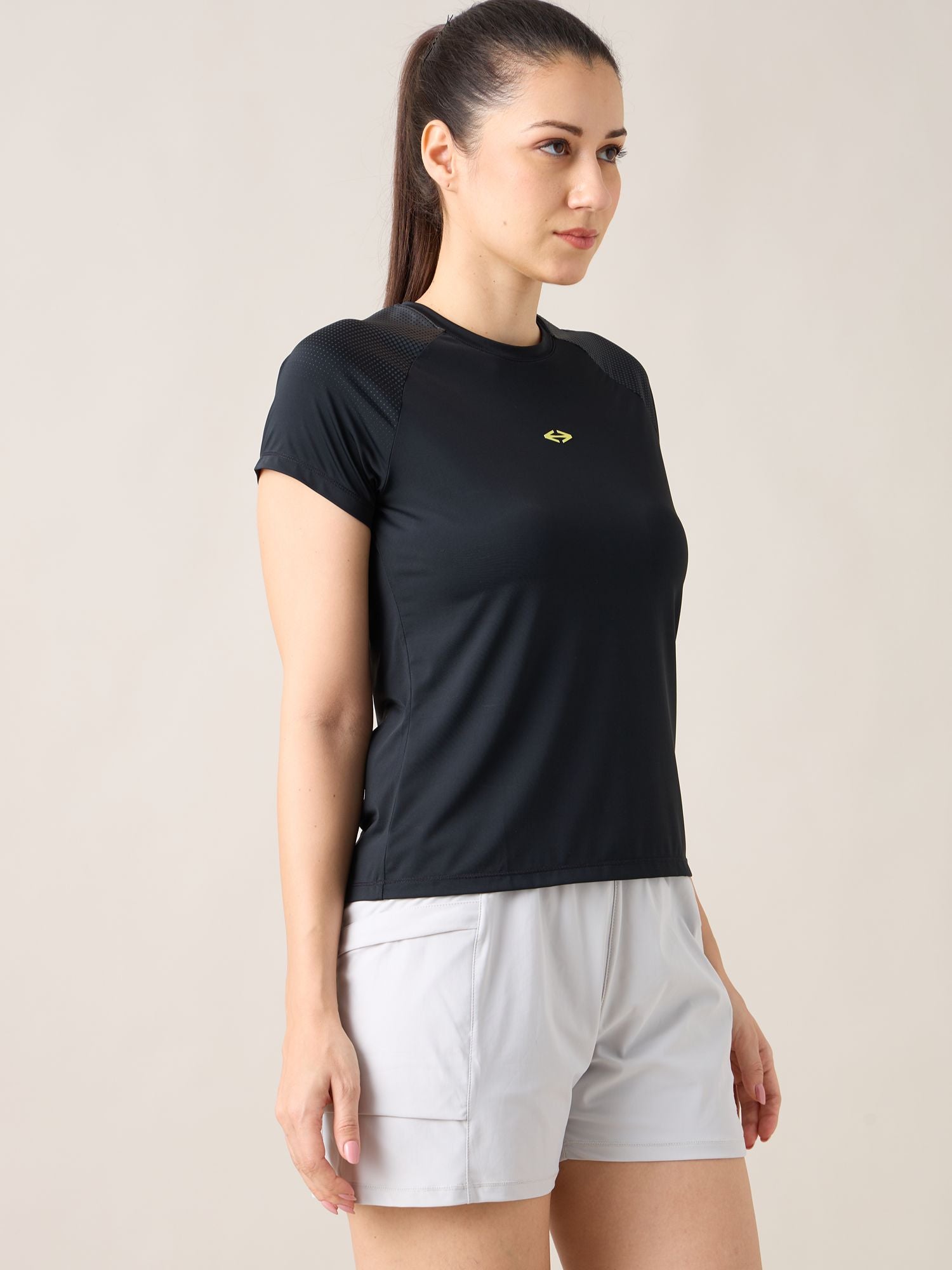Women Play Core Tee - Black