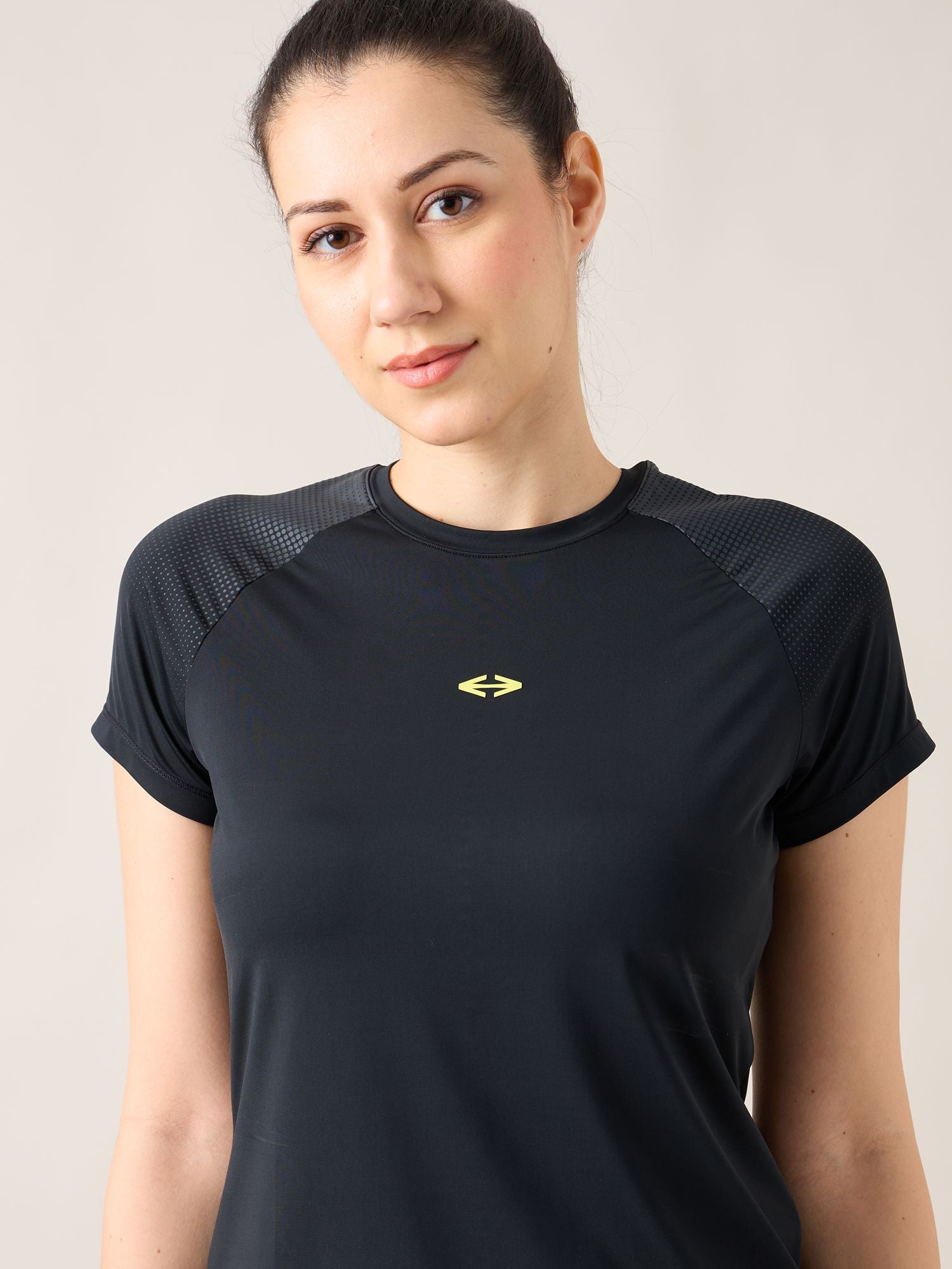 Women Play Core Tee - Black