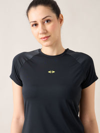 Women Play Core Tee - Black