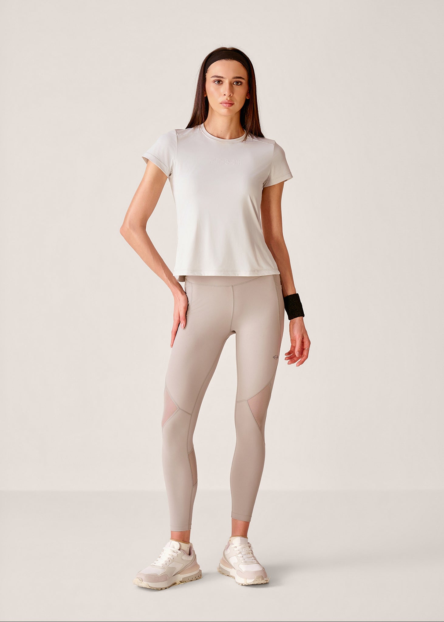 Airing Tee - Silver Grey - 1