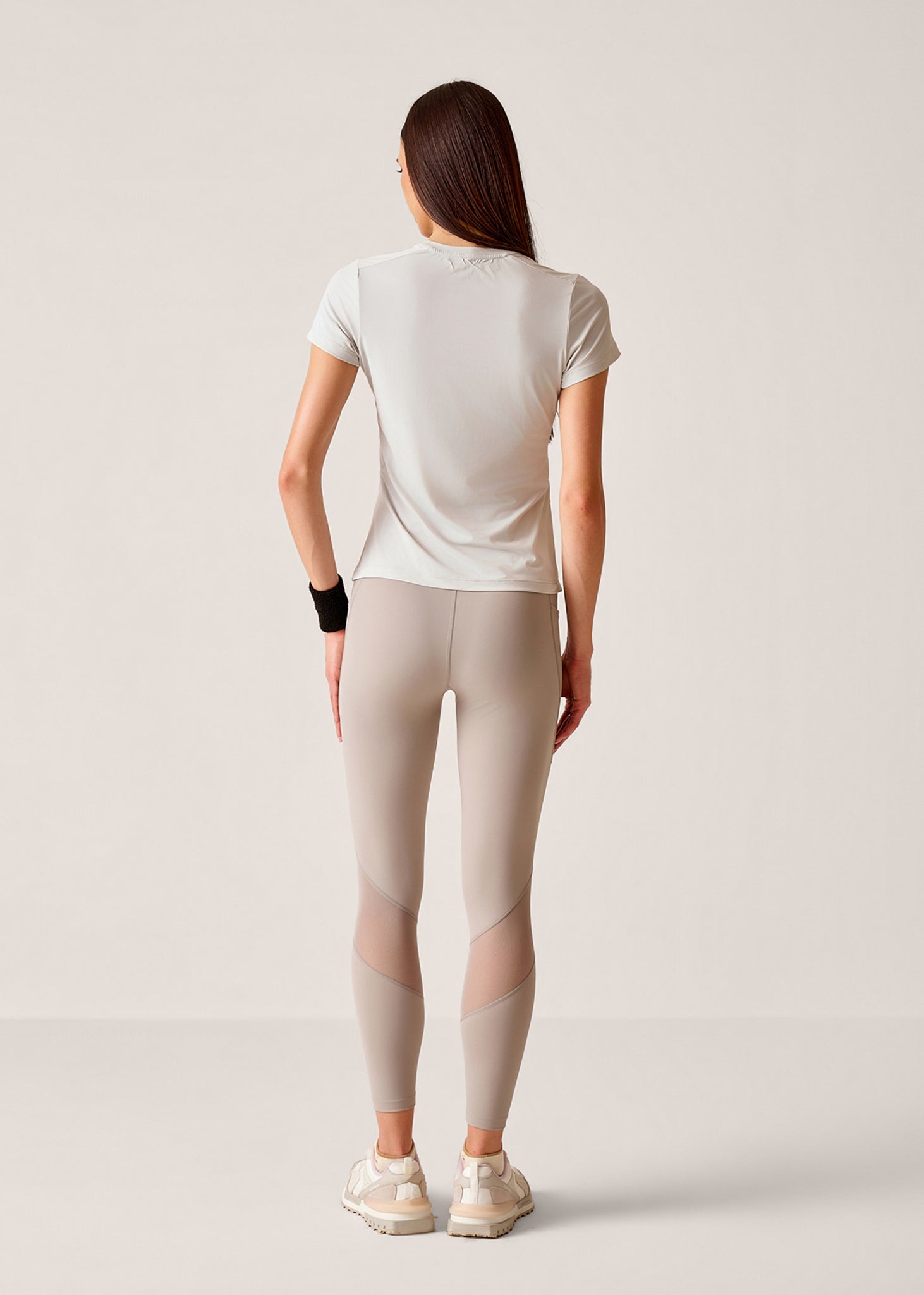 Airing Tee - Silver Grey - 6