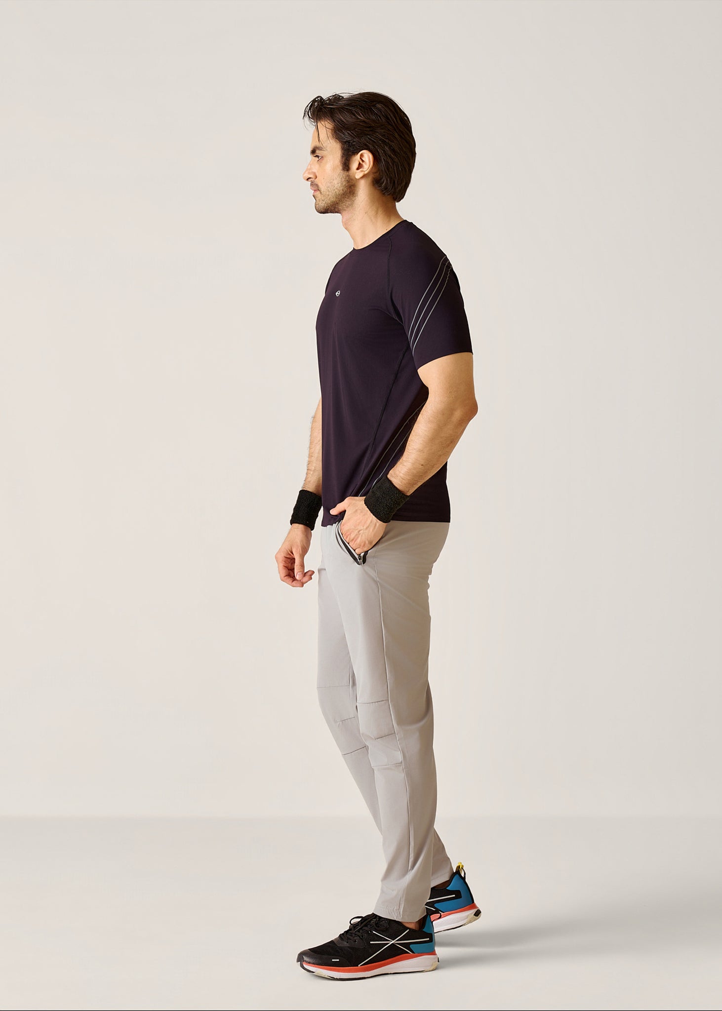 Regular Perfomance Tee Shirt - Jet Black - 4